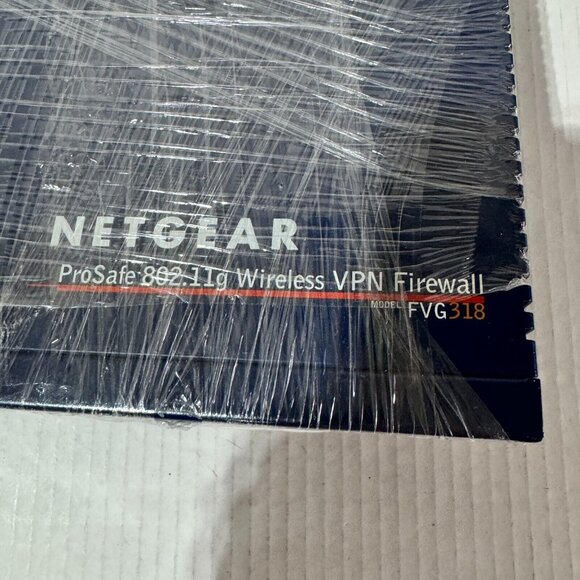Netgear FVG318 ProSafe 802.11g Wireless VPN Firewall 8-port - Picture 7 of 10